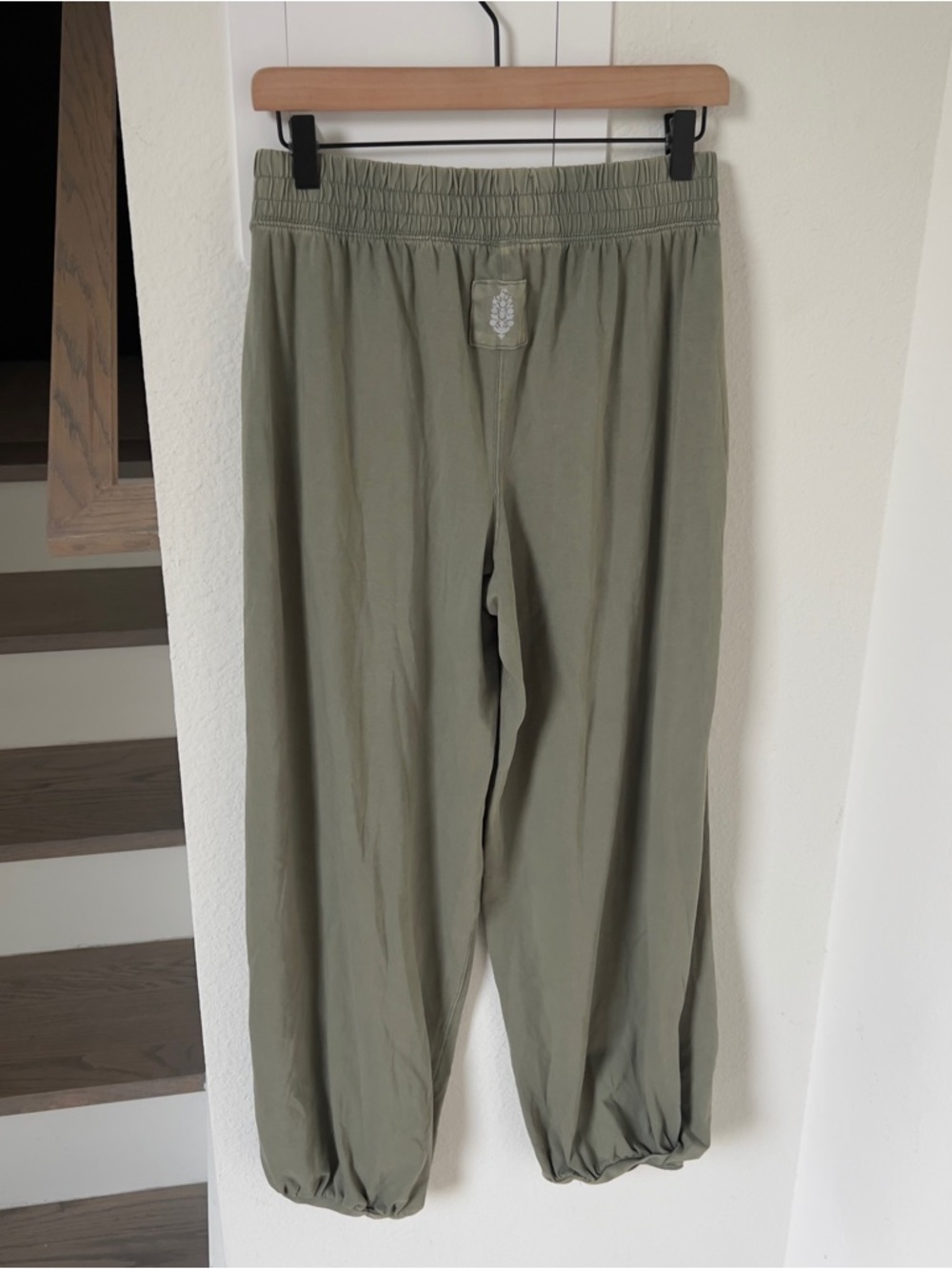 NWOT Free People Hot Shot Crossover Set in Terrain Green - Picture 8 of 9
